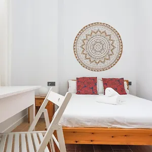 Oasis In The Heart Of - 2 Bedroom Seville
